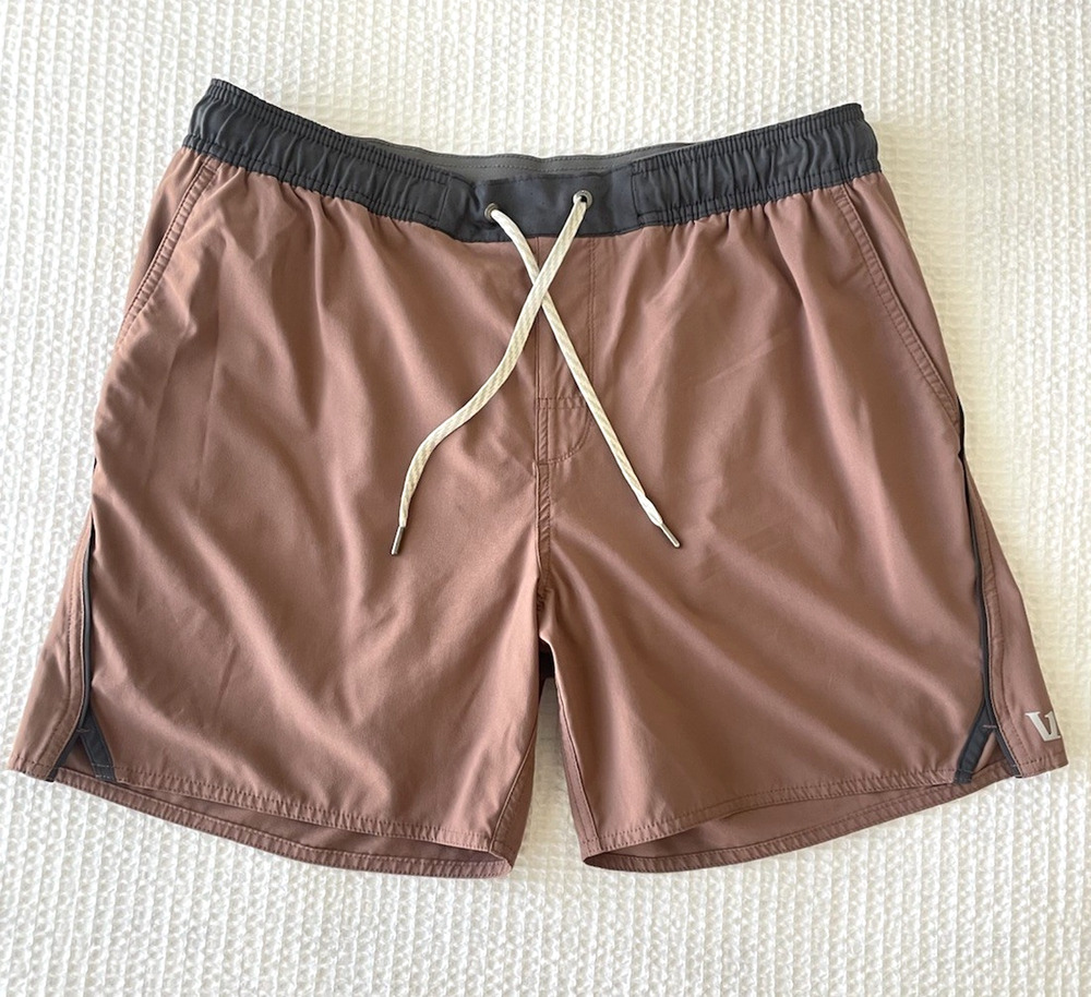 Vuori Men's Trail 2.0 Shorts Size Large Performance 6" Lined Running Terracotta